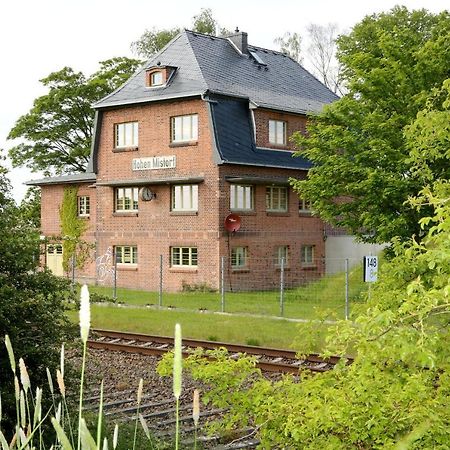 Apartamento Bahnhof Hohen Mistorf Exterior foto