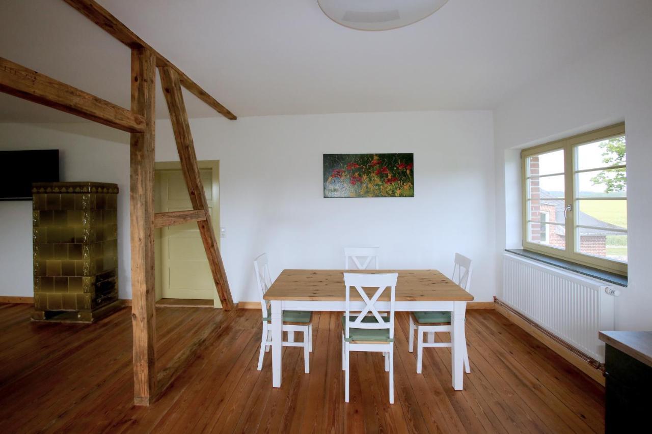 Apartamento Bahnhof Hohen Mistorf Exterior foto